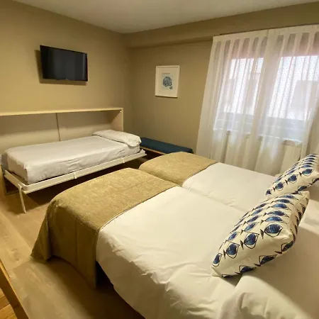 Baltico 2 Estrellas لواركا