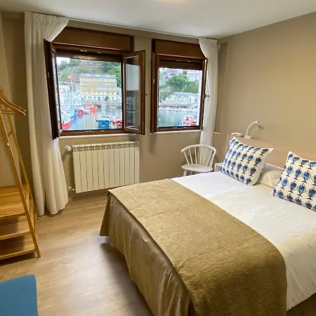 Baltico 2 Estrellas فندق لواركا